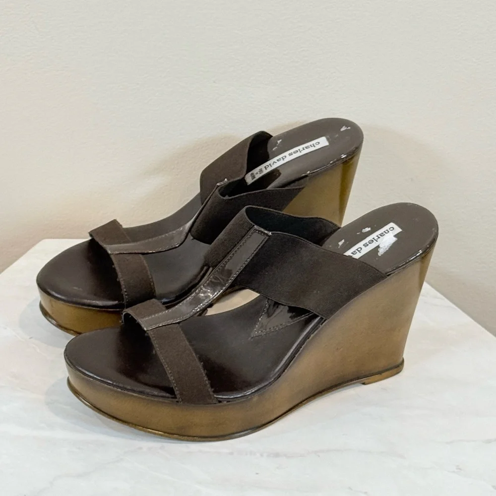 🔥Charles David Women's Brown Wedge Sandals Size 7🔥